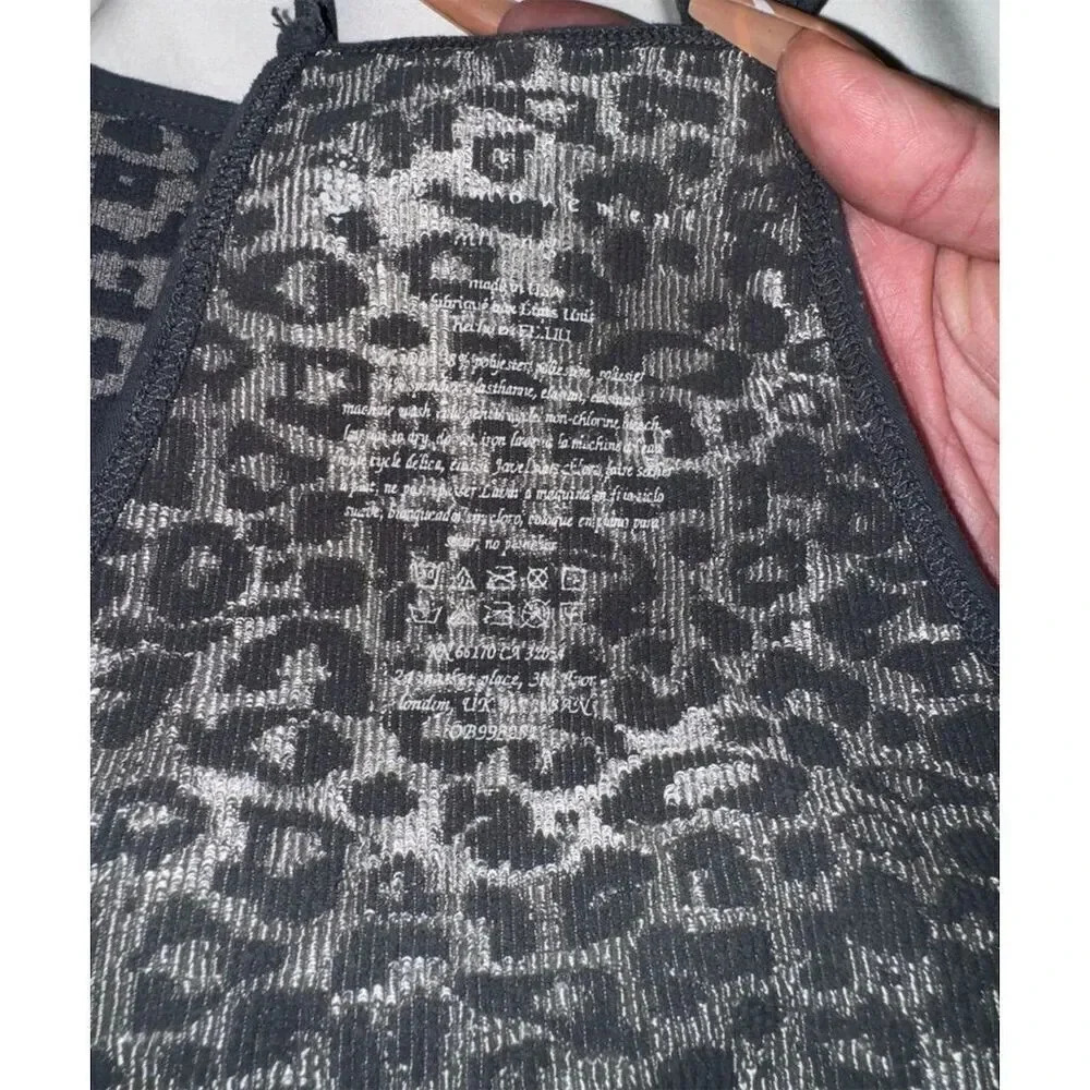 Free PeopleMovement High Neck Black and Grey Leopard Yoga Sports Bra M - Picture 8 of 10